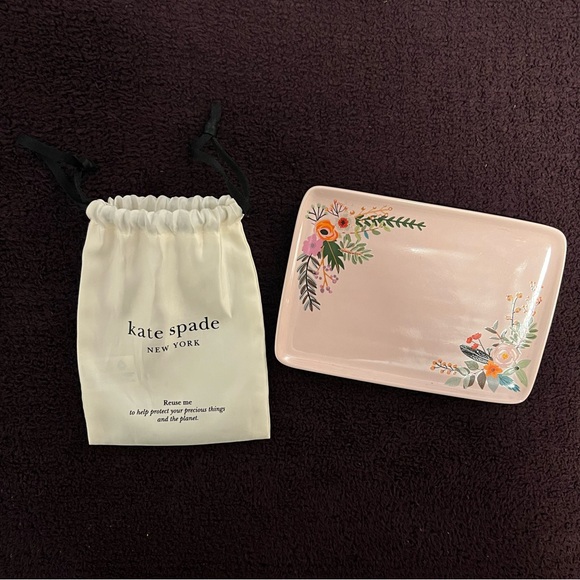 Kate Spade Duster Bag 3 Necklace Set and Jewelry Dish - Picture 3 of 6